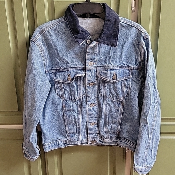 Brandy Melville Jackets & Coats J Galt Brandy Melville Denim Jacket